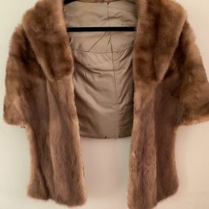 Vintage 1950’s Fur shawl with pockets
